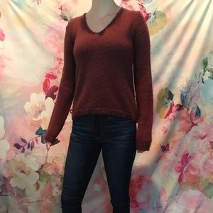 Maroon sweater